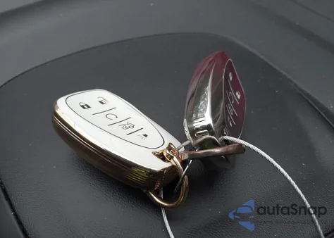 2018 Chevrolet Equinox Lt z USA, uszkodzony, nr VIN 2GNAXJEV1J6102224